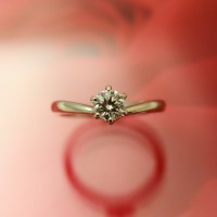 婚約指輪